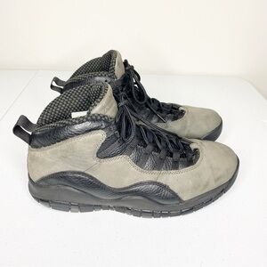 Nike Men's Athletic Shoes - Black and Gray